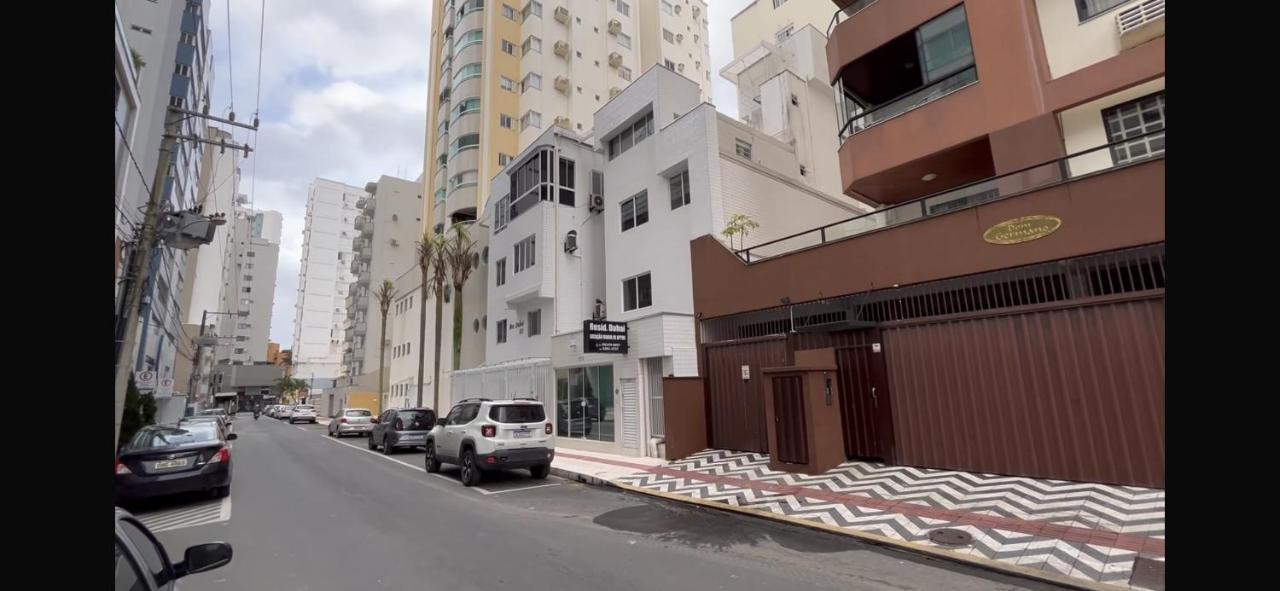 شقة Balneário Camboriú  في Residencial Dubai Centro المظهر الخارجي الصورة